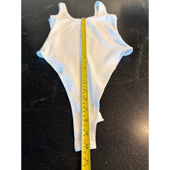 Lizette Collection white mini ribbed hi cut body suit LG - Picture 10 of 12